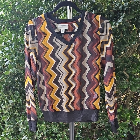 Target Tops - XS Colorful Zigzag Pattern Sweater